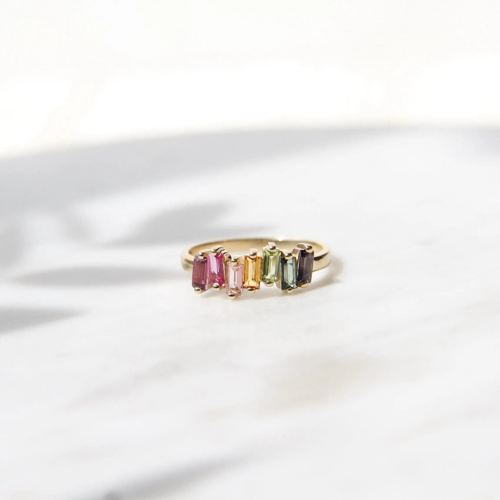 14k Yellow Gold Rainbow Band Ring ~ Size 6.5