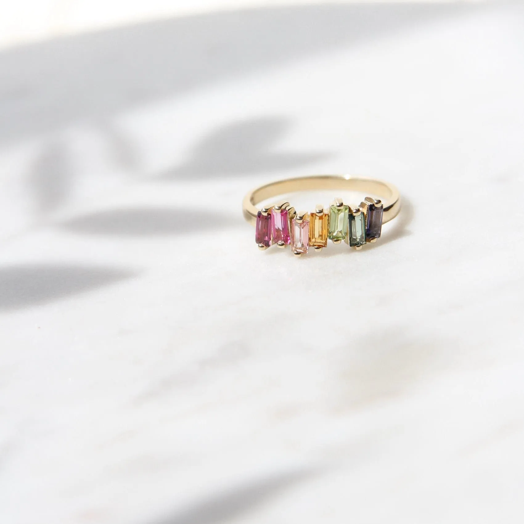 14k Yellow Gold Rainbow Band Ring ~ Size 6.5