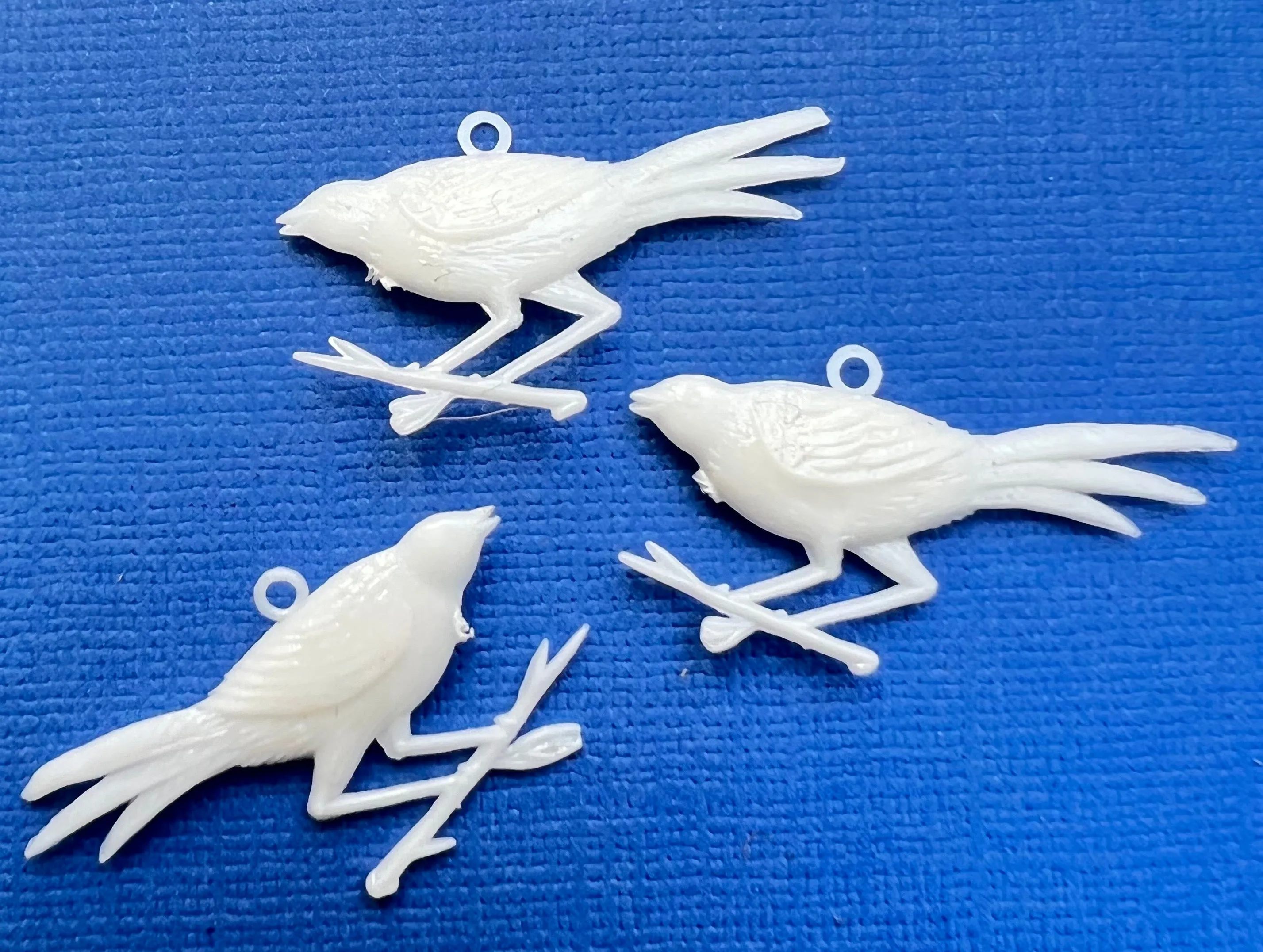 3 Vintage Bird Charms - 3cm long