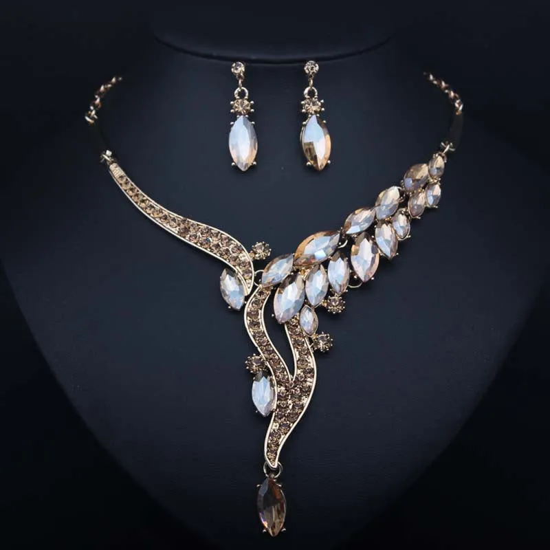 American fashion simple crystal gem necklace earrings set