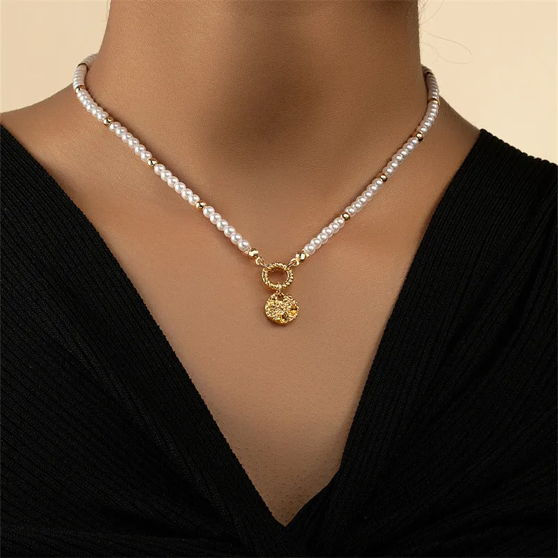 Chic Rice Bead Pendant Necklace with Alloy Accent