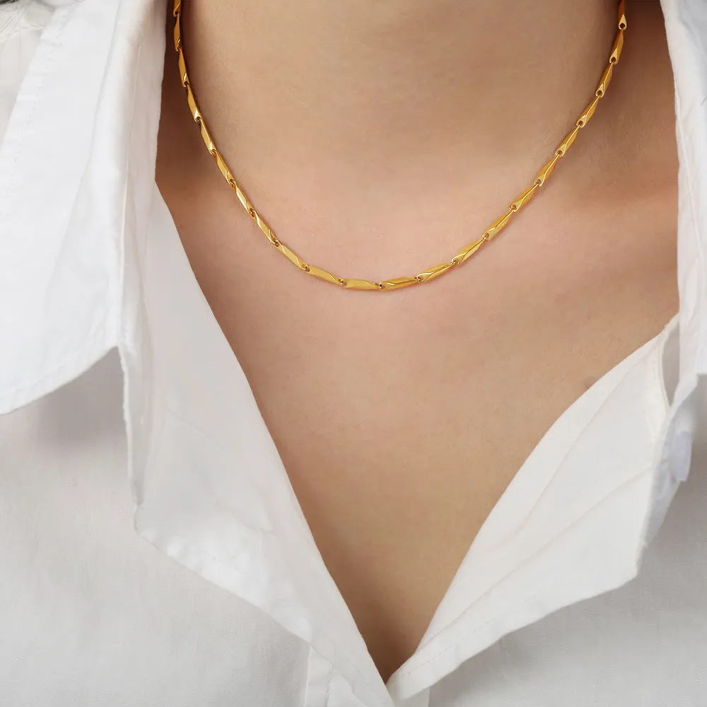 Cold Style Gold-Plated Necklace Jewelry with Titanium Steel - Fashionably Versatile