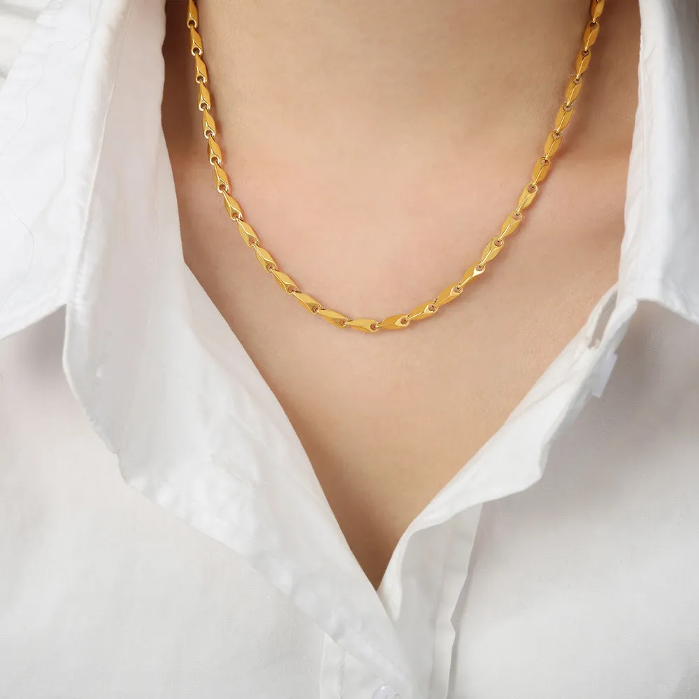 Cold Style Gold-Plated Necklace Jewelry with Titanium Steel - Fashionably Versatile