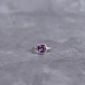 Cushion Charm - Amethyst Ring