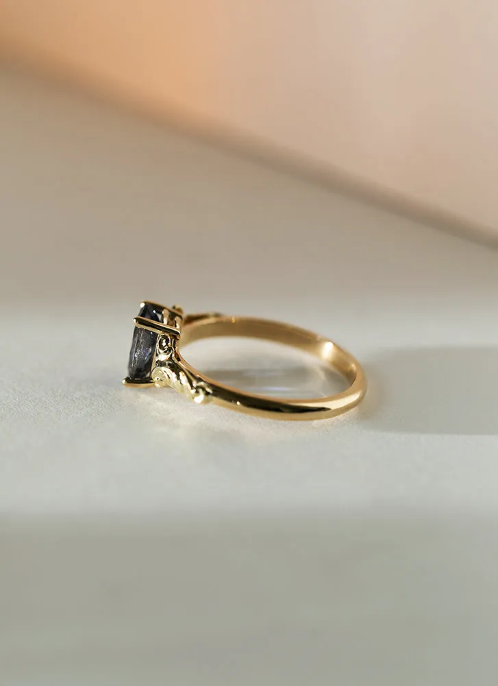 Kunna Ioliet ring 14k gold