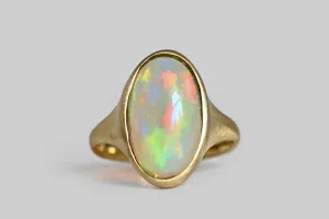 Organic Modern Fiery Crystal Opal Cladonia Ring in 18k Gold