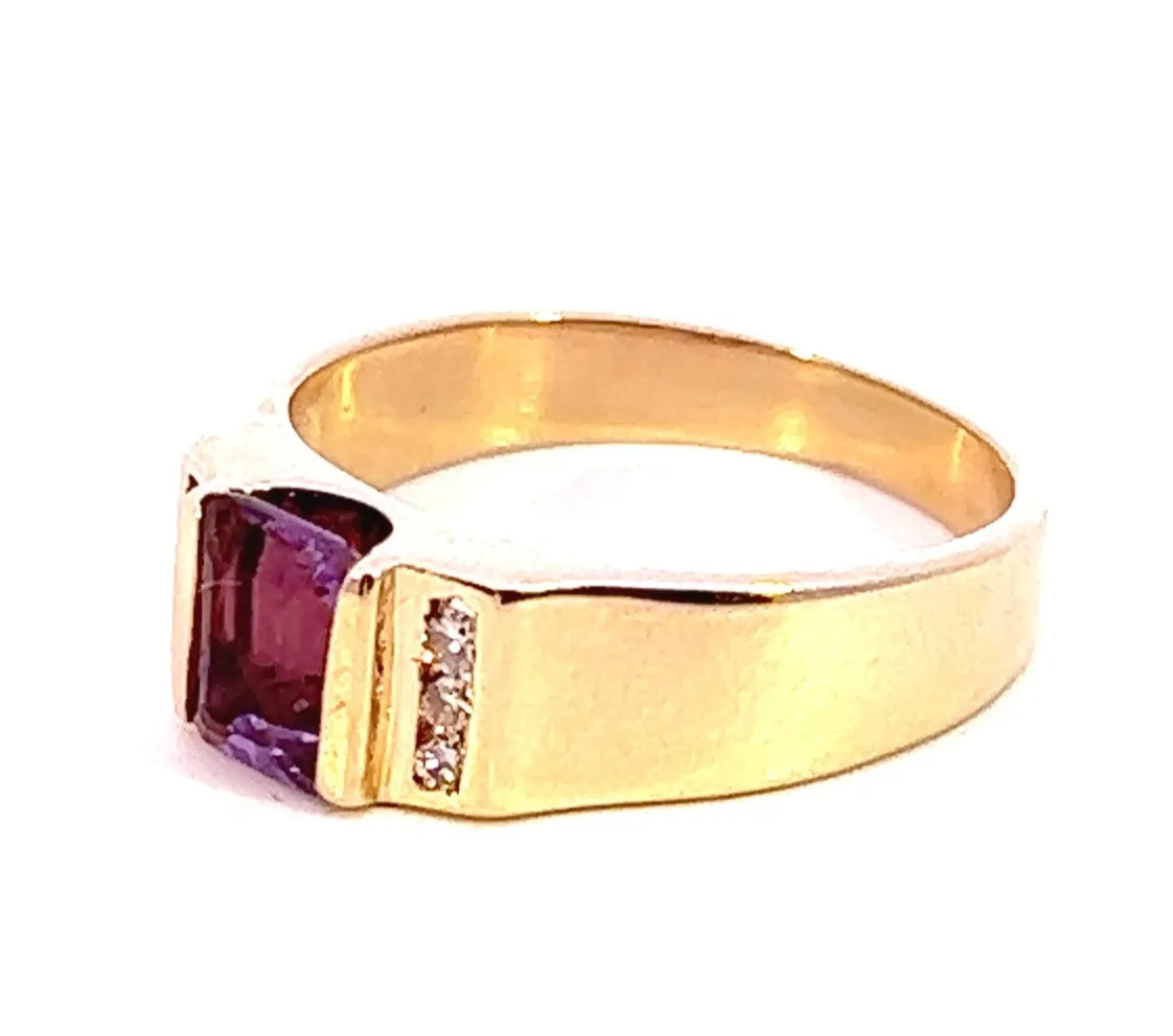 Regal Amethyst & Diamond Accent Ring in 9ct Yellow Gold