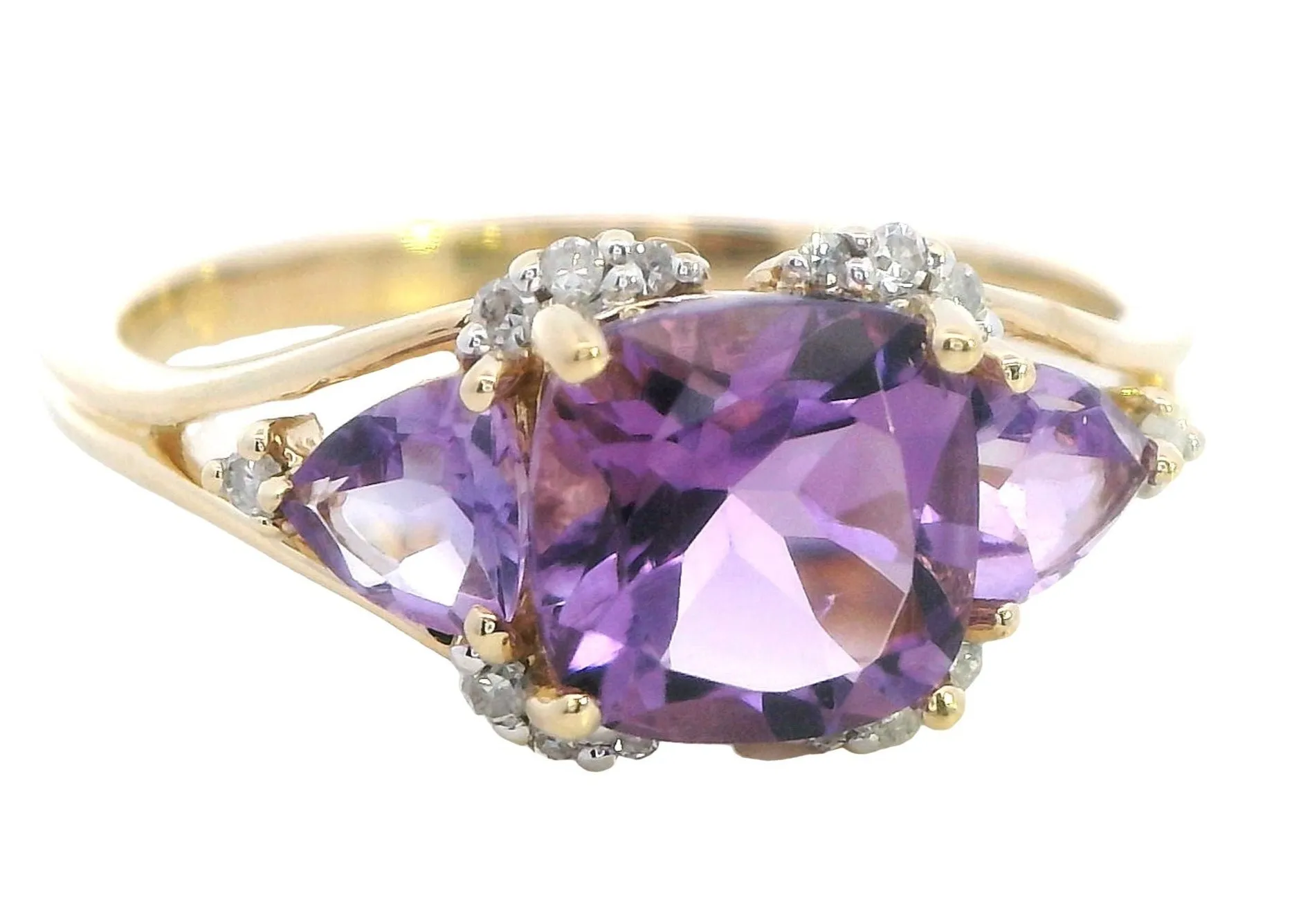 Sophisticated 9ct Yellow Gold Amethyst & Diamond Ring - Elegant Purple Hues