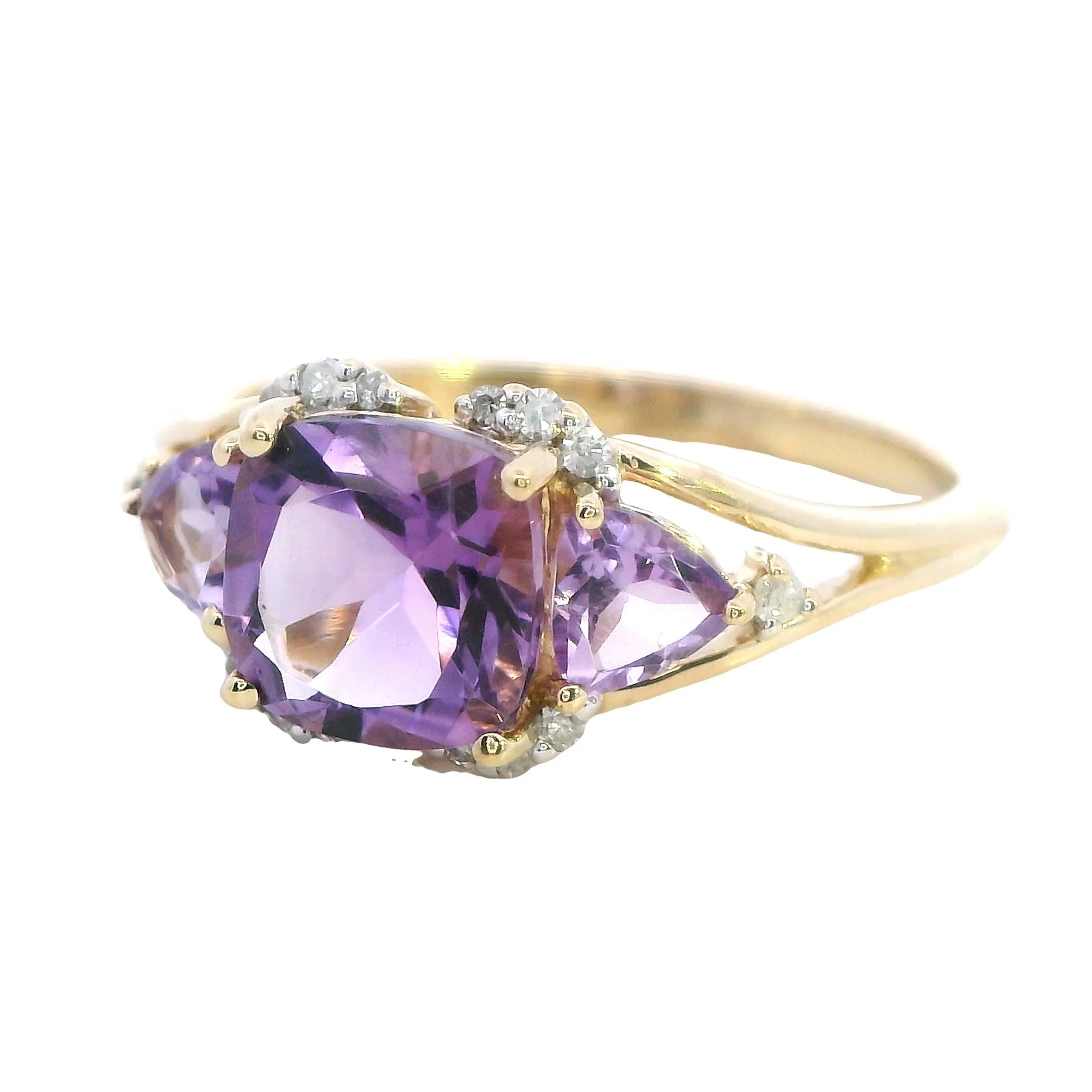 Sophisticated 9ct Yellow Gold Amethyst & Diamond Ring - Elegant Purple Hues