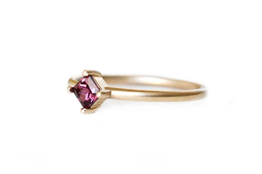 Tavi Garnet Ring