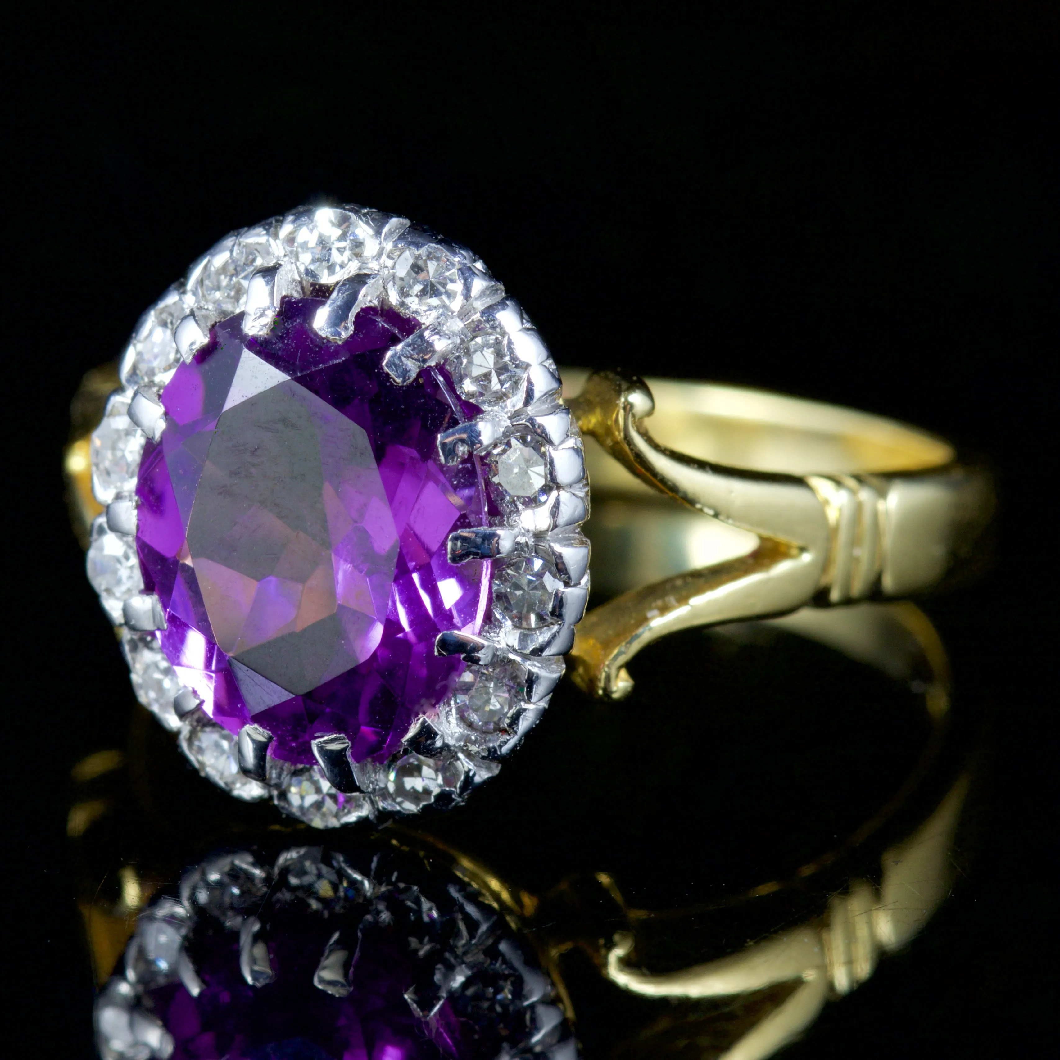 Vintage Amethyst Diamond Ring 18Ct Yellow Gold Dated 1975