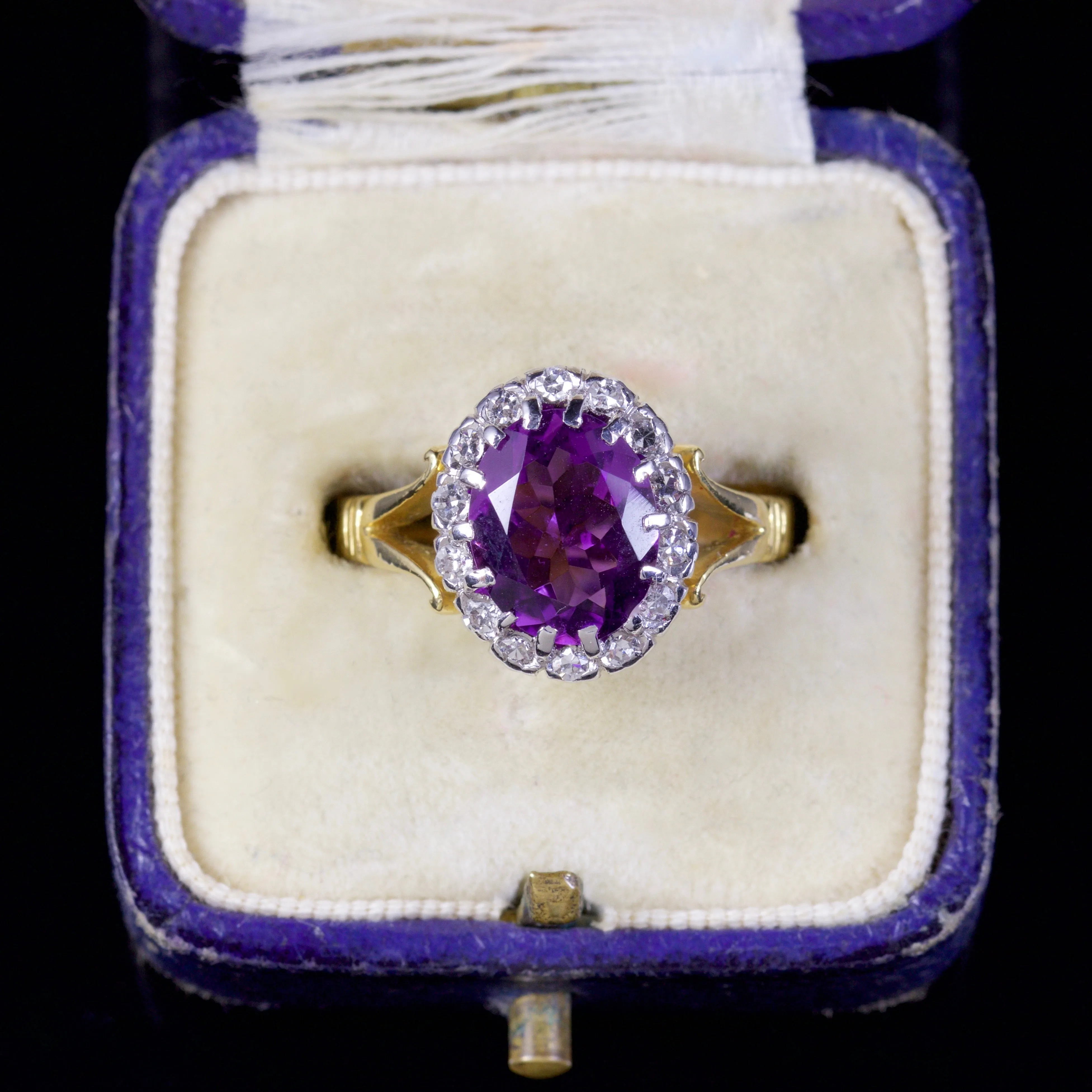 Vintage Amethyst Diamond Ring 18Ct Yellow Gold Dated 1975